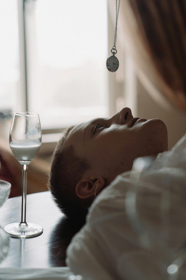 Hypnose voyage : explorez votre esprit et transformez votre vie